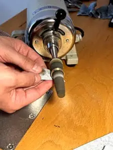 Berliner Atelier individuelle Anfertigung Trauringe aus 999 Gold